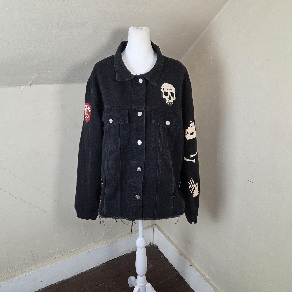 2025 Disney Park PIRATES OF THE CARIBBEAN Denim Jacket Adult Size 1X